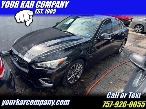 Black 2015 Kia K900 4dr Sdn Luxury