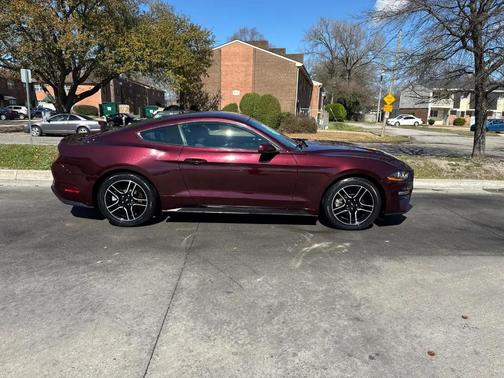 2018 Ford Mustang EcoBoost