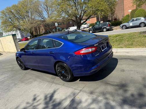 Blue 2013 Ford Fusion SE