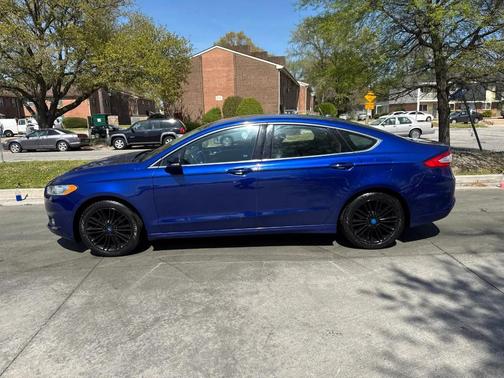 Blue 2013 Ford Fusion SE