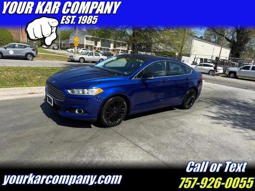 Blue 2013 Ford Fusion SE