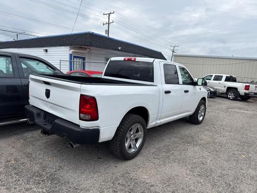 2017 RAM 1500 Express