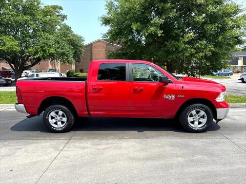 2019 RAM 1500 SLT