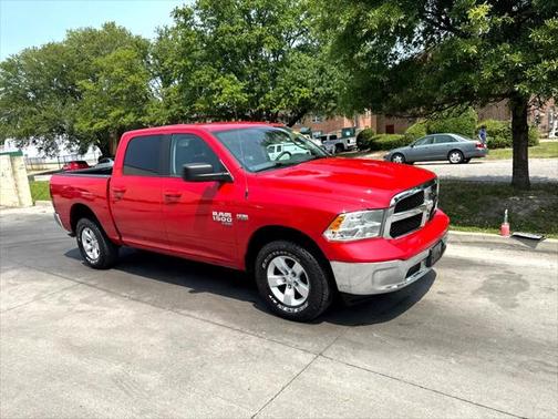 2019 RAM 1500 SLT