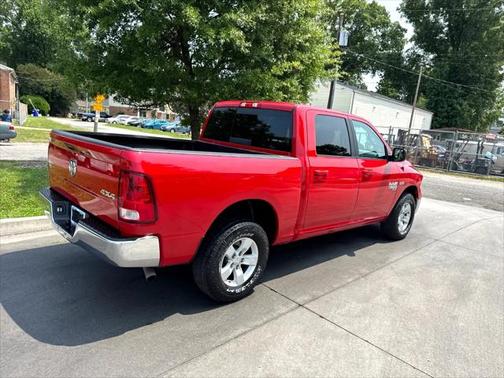 2019 RAM 1500 SLT