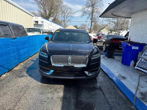 2019 Lincoln Nautilus Select