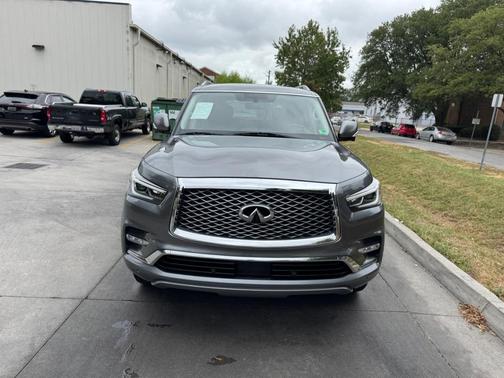 2018 INFINITI QX80 Base