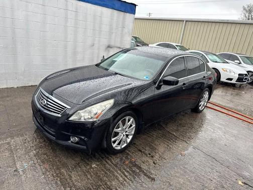 2011 INFINITI G37x Base