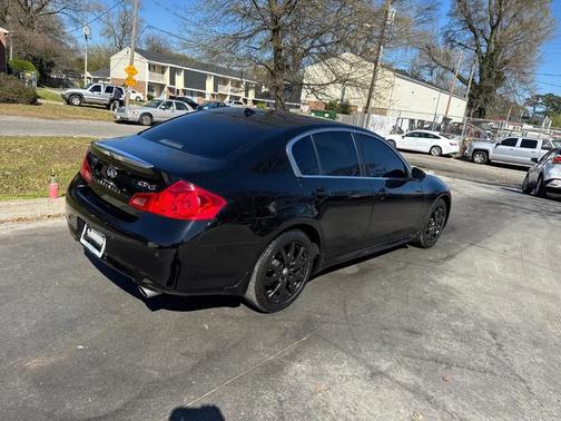 2011 INFINITI G37x Base