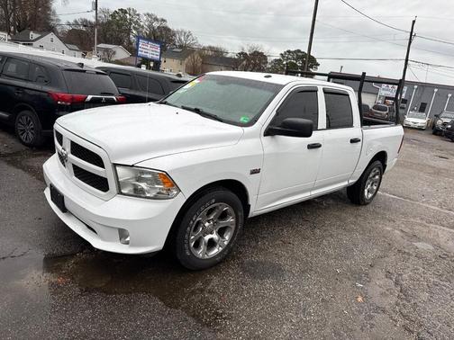 2016 RAM 1500 Tradesman/Express