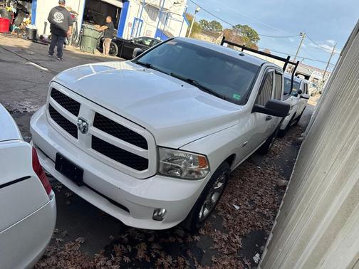 2016 RAM 1500 Tradesman/Express