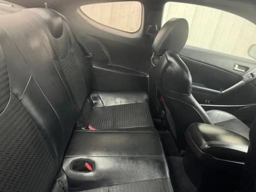 2016 Hyundai Genesis Coupe 3.8 Ultimate