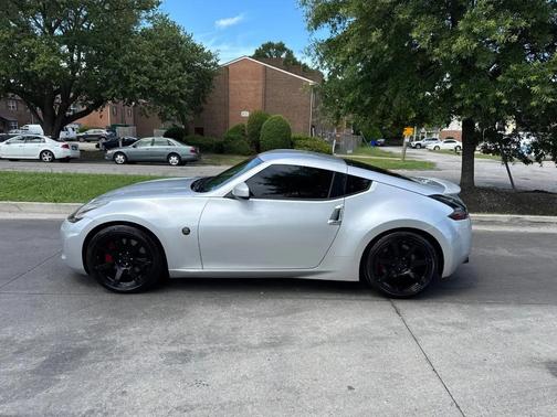 Silver 2014 Nissan 370Z Base