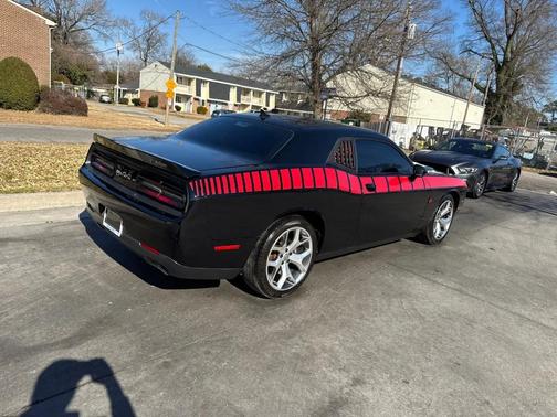 2015 Dodge Challenger SXT Plus
