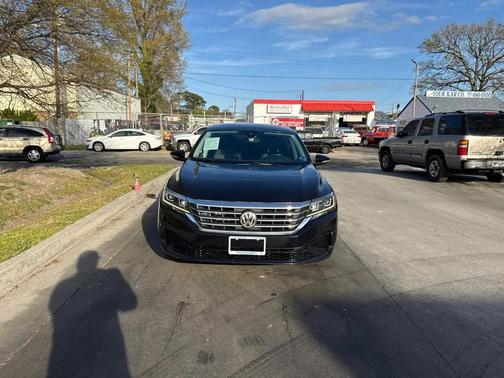 2020 Volkswagen Passat 2.0T R-Line