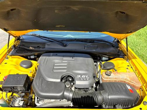 2017 Dodge Challenger SXT
