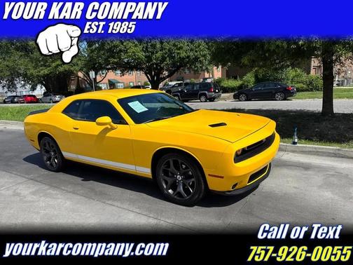 2017 Dodge Challenger SXT