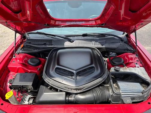 Red 2016 Dodge Challenger R/T
