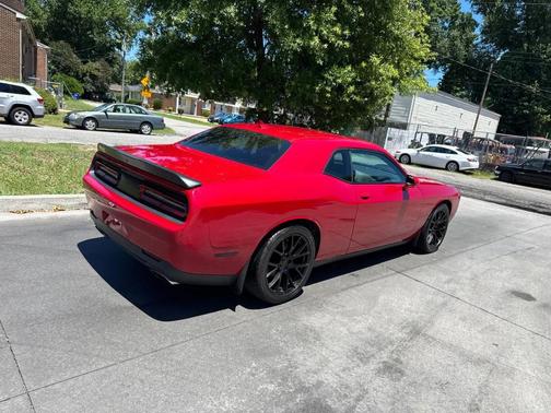 Red 2016 Dodge Challenger R/T