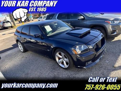 Midnight Blue Pearlcoat 2005 Dodge Magnum RT