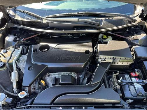 Gray 2016 Nissan Altima 2.5 SL