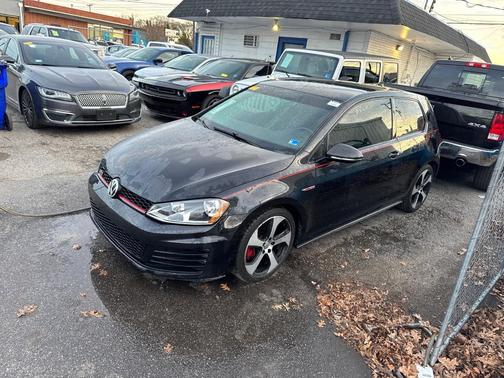 2015 Volkswagen Golf GTI 2.0T SE 2-Door