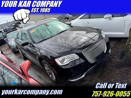 2017 Chrysler 300 Limited