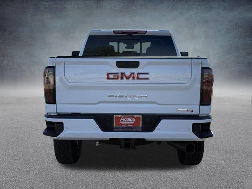 2026 GMC Sierra 2500 AT4