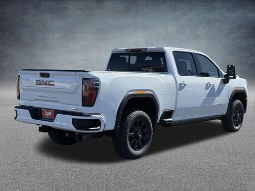 2026 GMC Sierra 2500 AT4