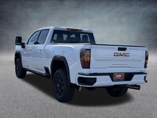 2026 GMC Sierra 2500 AT4