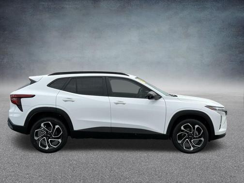 2025 Chevrolet Trax FWD 2RS