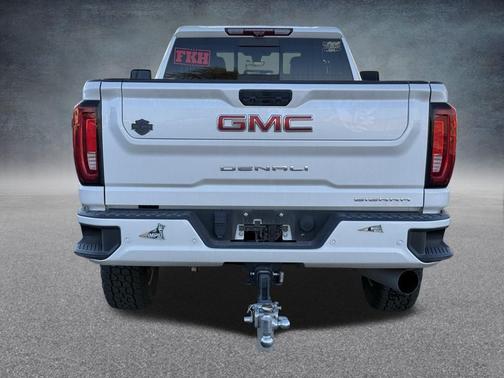 2023 GMC Sierra 2500 Denali