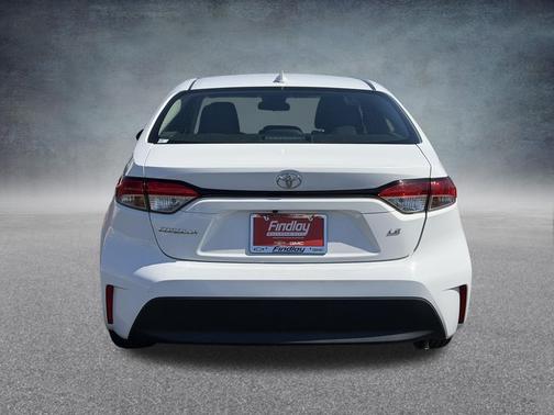 Ice Cap 2024 Toyota Corolla LE