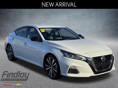 2022 Nissan Altima SR FWD