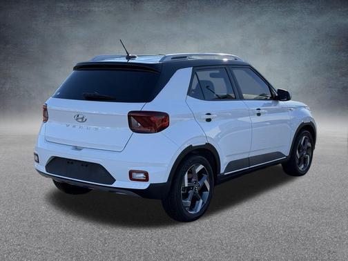 2024 Hyundai VENUE Limited
