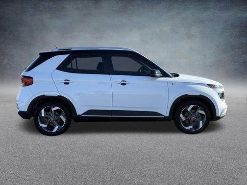 2024 Hyundai VENUE Limited