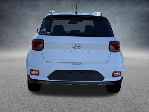 2024 Hyundai VENUE Limited
