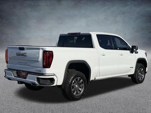 Summit White 2024 GMC Sierra 1500 AT4