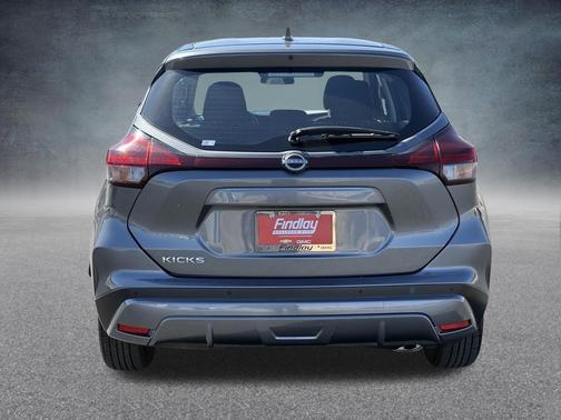 2024 Nissan Kicks S