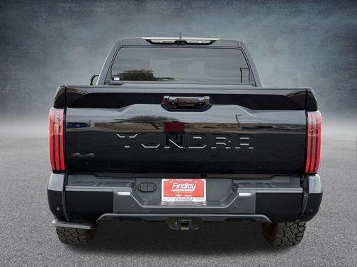 2024 Toyota Tundra Hybrid Platinum