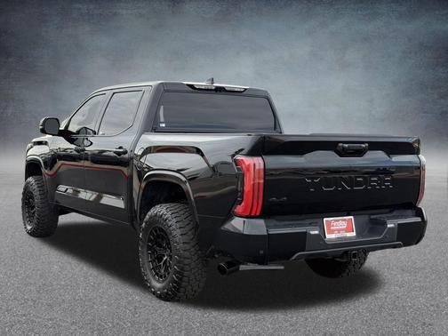 2024 Toyota Tundra Hybrid Platinum