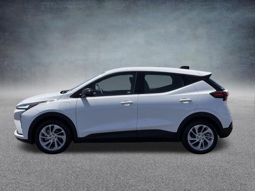 Summit White 2027 Chevrolet Bolt LT