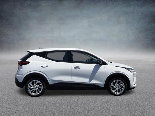 Summit White 2027 Chevrolet Bolt LT