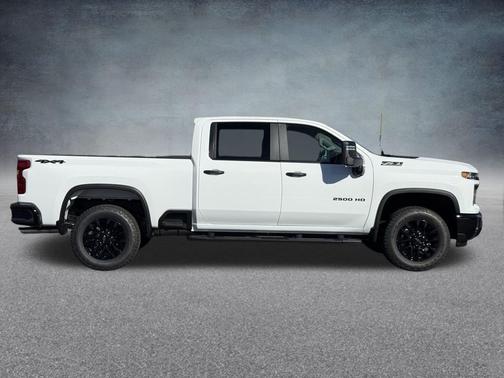 2026 Chevrolet Silverado 2500 Custom
