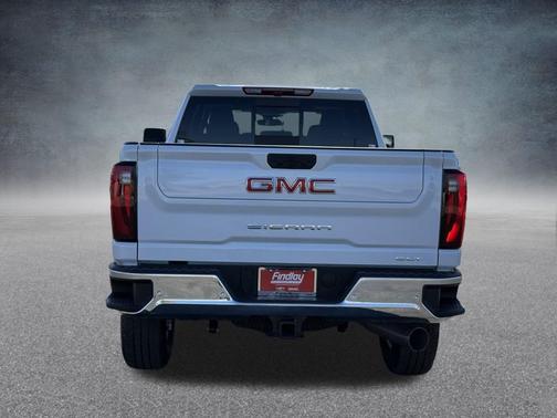 2026 GMC Sierra 3500 SLT