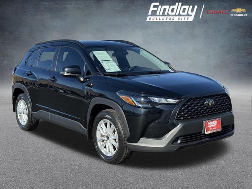 2022 Toyota Corolla Cross LE