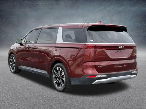 2024 Kia Carnival EX