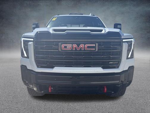 2025 GMC Sierra 2500 AT4