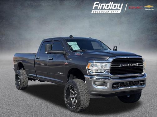 2019 RAM 3500 Big Horn Crew Cab 4x4 8' Box