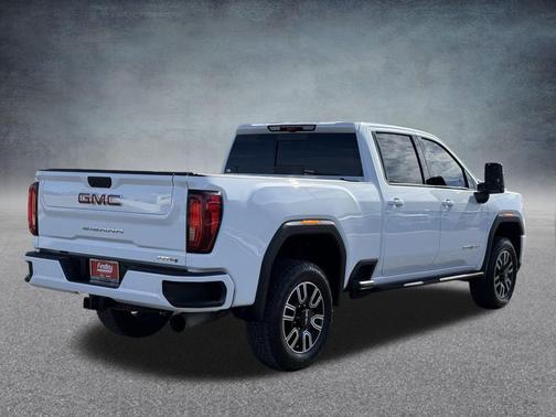 2023 GMC Sierra 2500 AT4